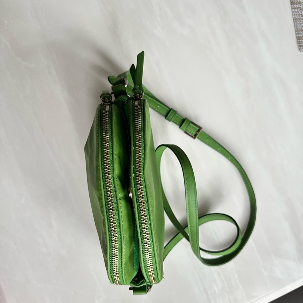 Universal threads shoulder bag
